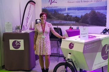 Présentation d'AZ écolo services et de son vélocargo dans un salon